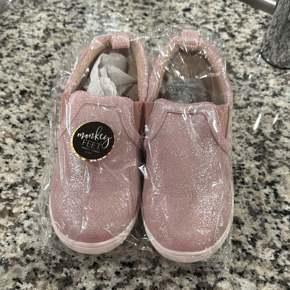 Monkey Feet Pink Glitter Kids Shoes